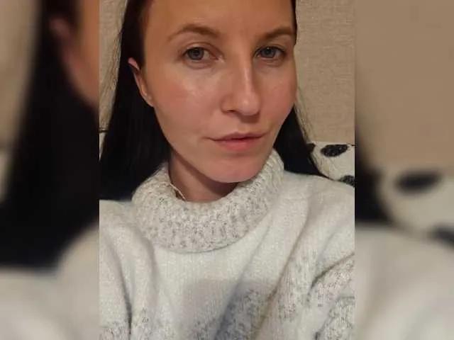 Tanya-star from BongaCams