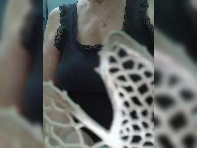 Tata42 on BongaCams 