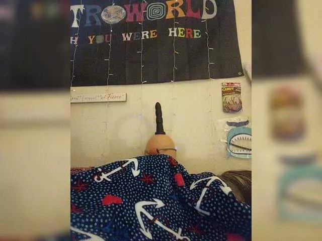 Freechat TheDime on BongaCams