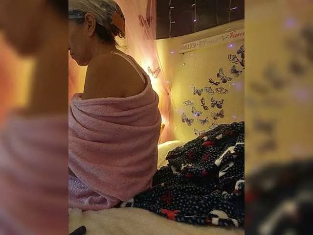 Freechat TheDime on BongaCams