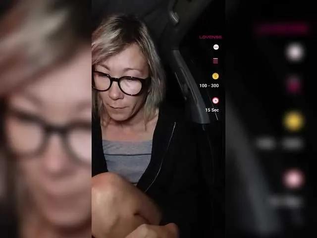 Amazing Timide-girl7 wants you to fuck her body now Timide-girl7 from BongaCams