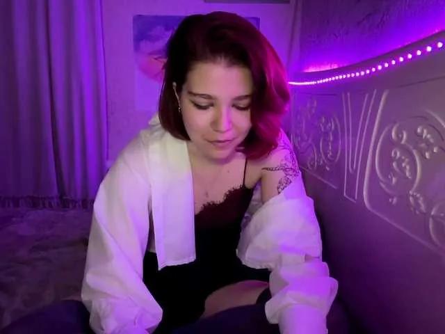 Naked TraceyKalani wants you to fuck her body now TraceyKalani from BongaCams