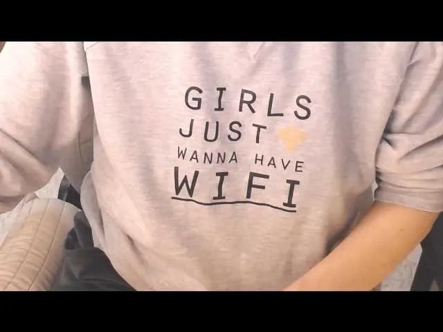 Victoria2025 on BongaCams