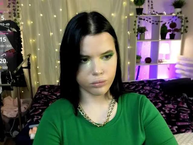 Join 18 years old ViolaBunny from BongaCams ViolaBunny from BongaCams