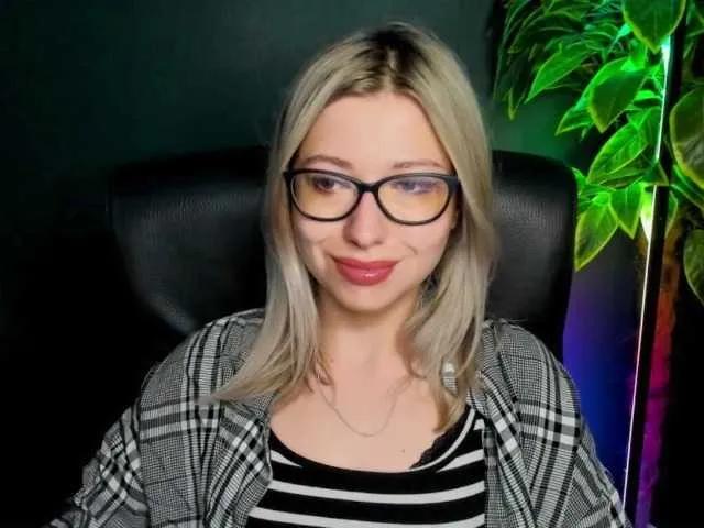 Freechat xxHeidiLove on BongaCams