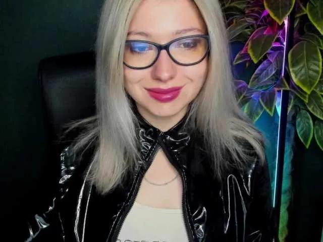 Freechat xxHeidiLove on BongaCams