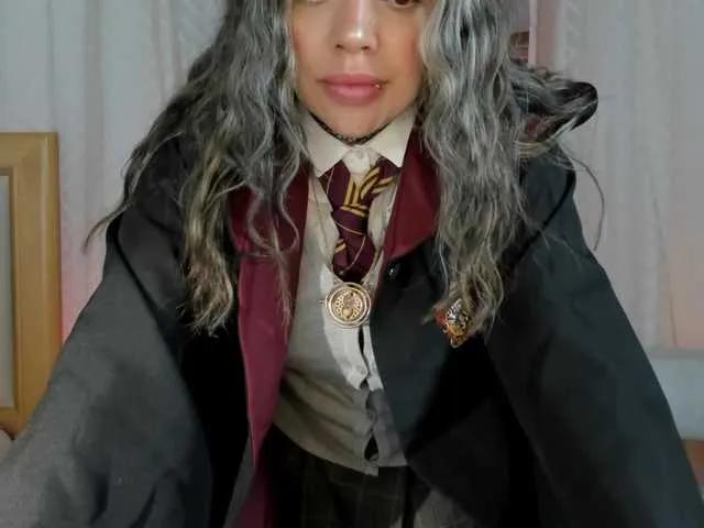 yandracelis on BongaCams