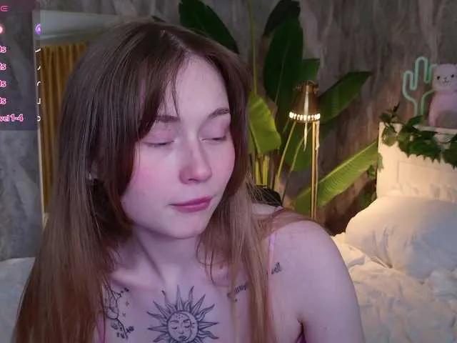 YoPixie from BongaCams