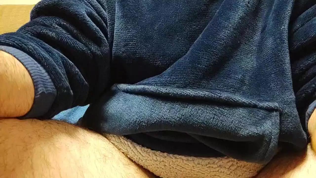 22cmBigCockMilk on Cam4 