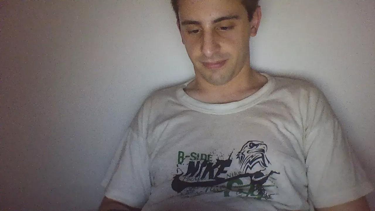 47gabi2227 on Cam4 