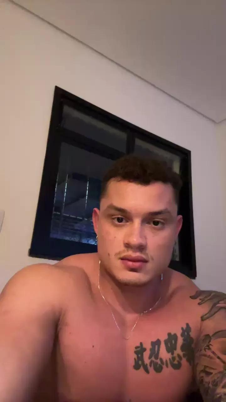 _Alegria_do_dia on Cam4 