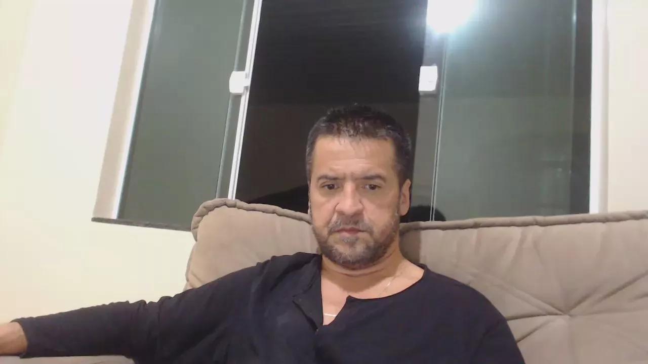 _TOP__MARRENTO on Cam4 