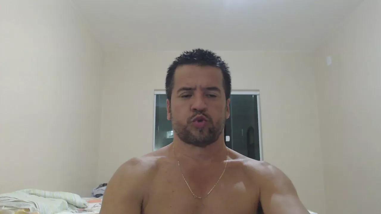 _TOP__MARRENTO on Cam4 