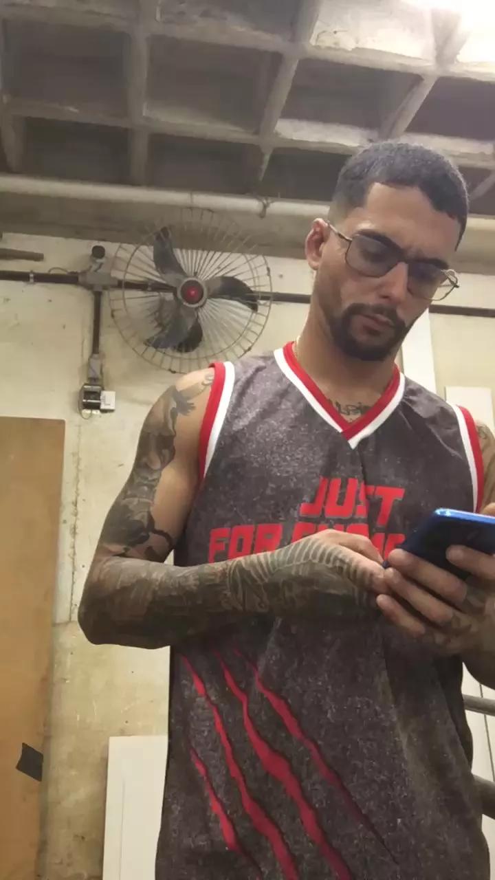 AbrahaoLutador on Cam4 