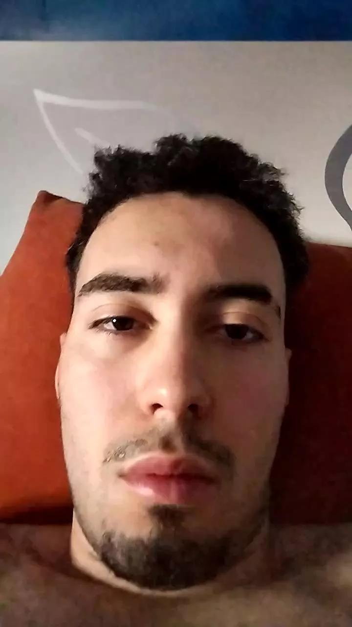 adrii091 on Cam4 