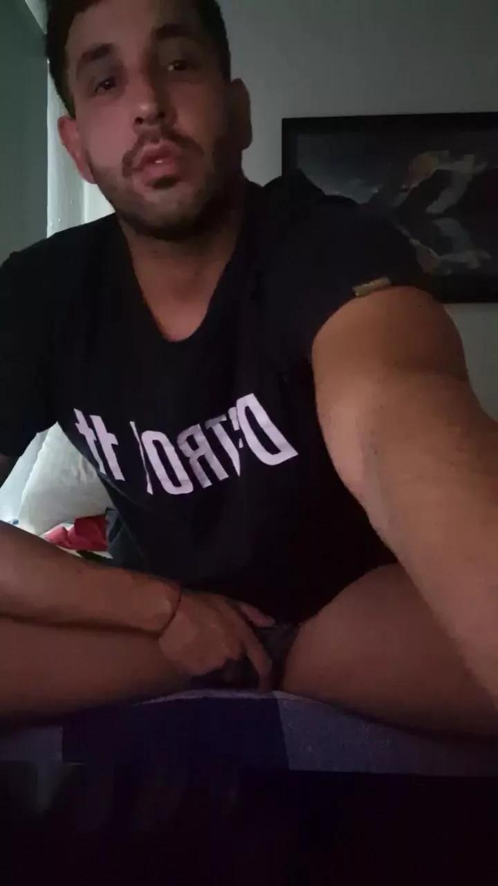 Agustinlu on Cam4 