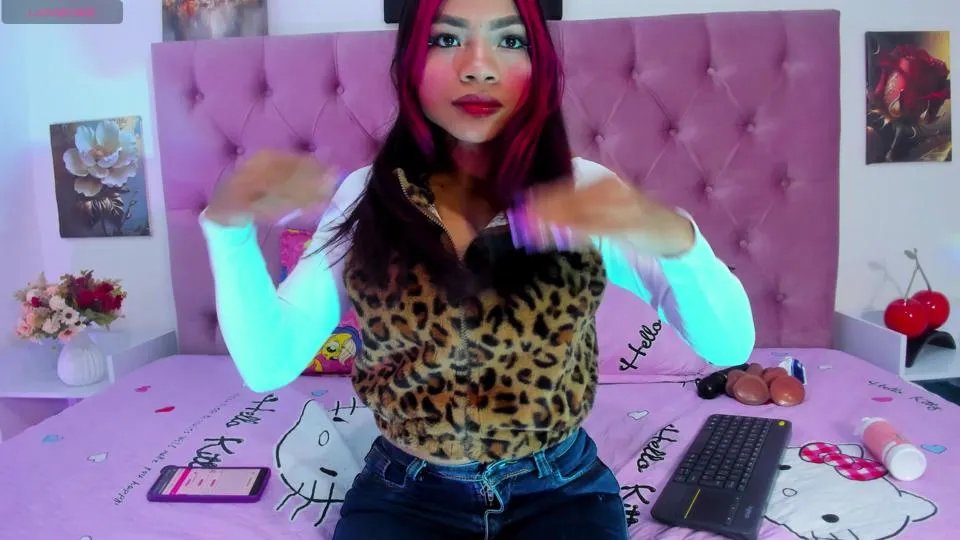 Offline Aitana_star1 on Cam4