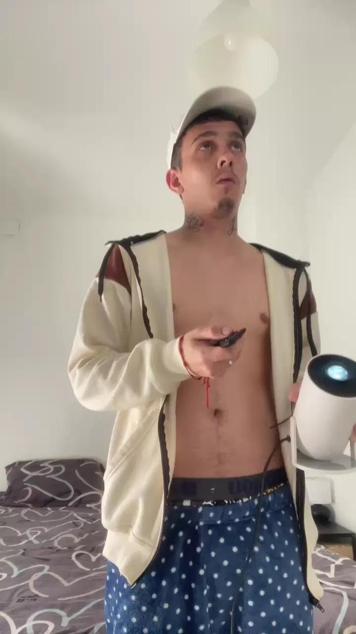 AlanBabi on Cam4 