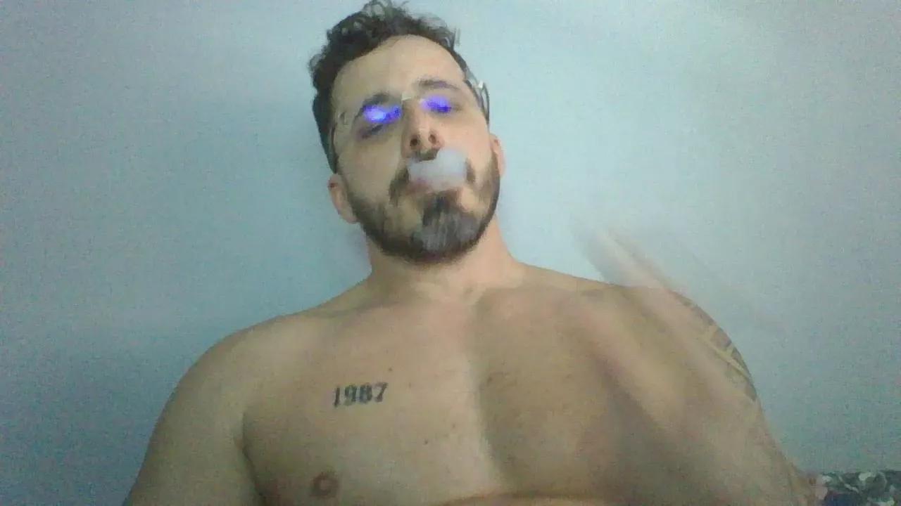 Alers87 on Cam4 