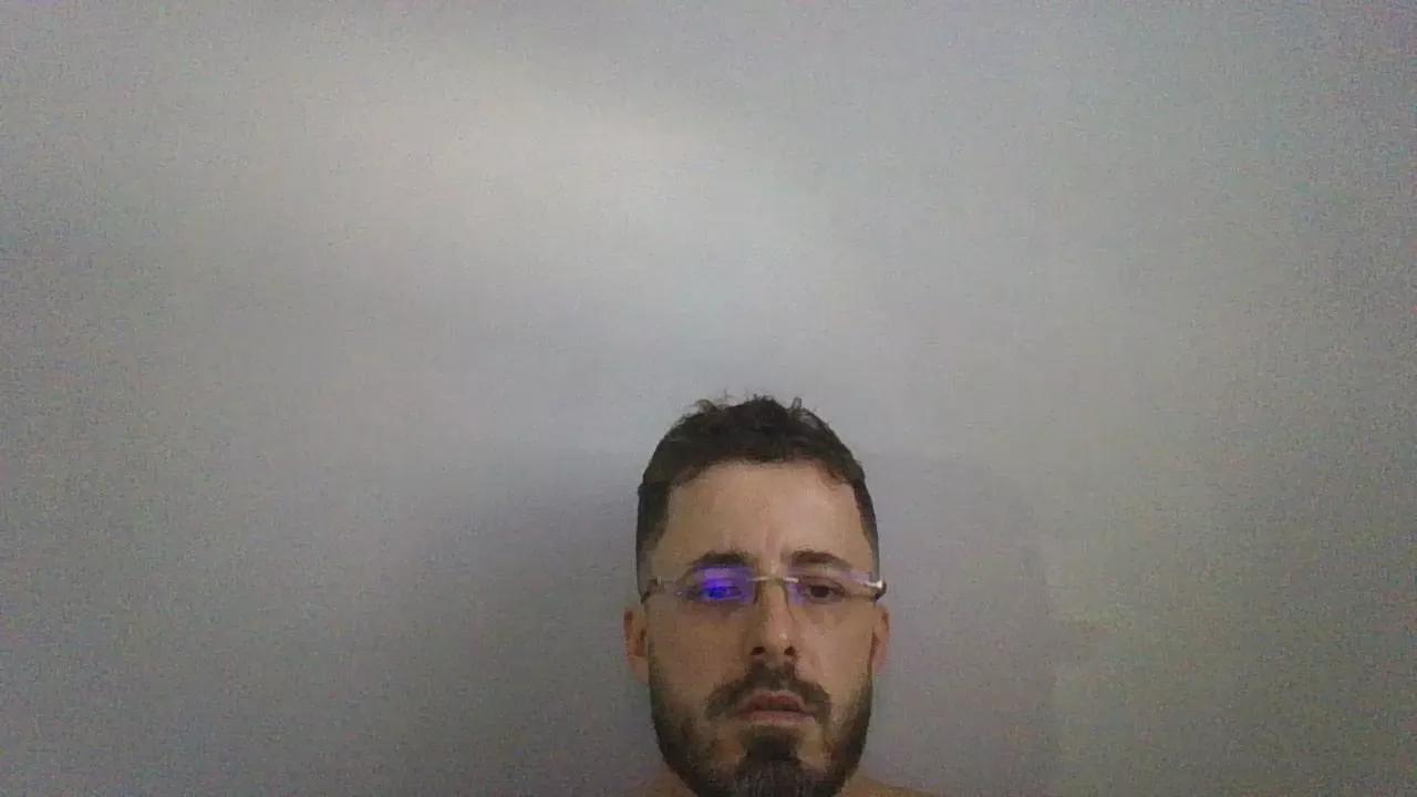 Alers87 on Cam4 