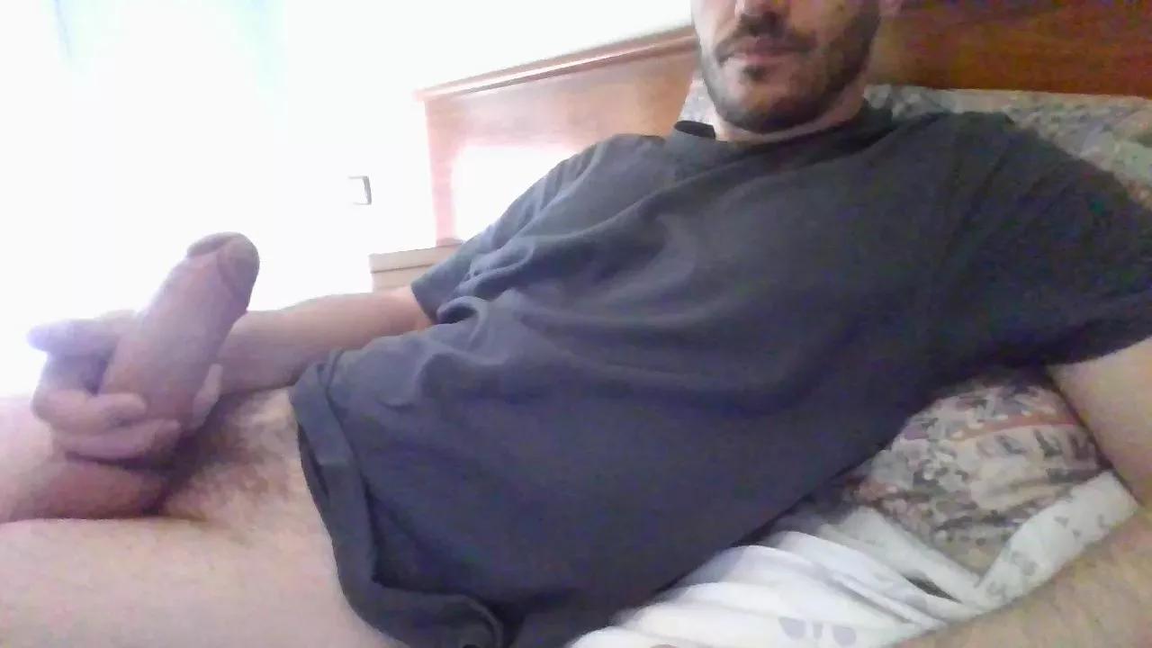 Alvarobcn34 on Cam4 