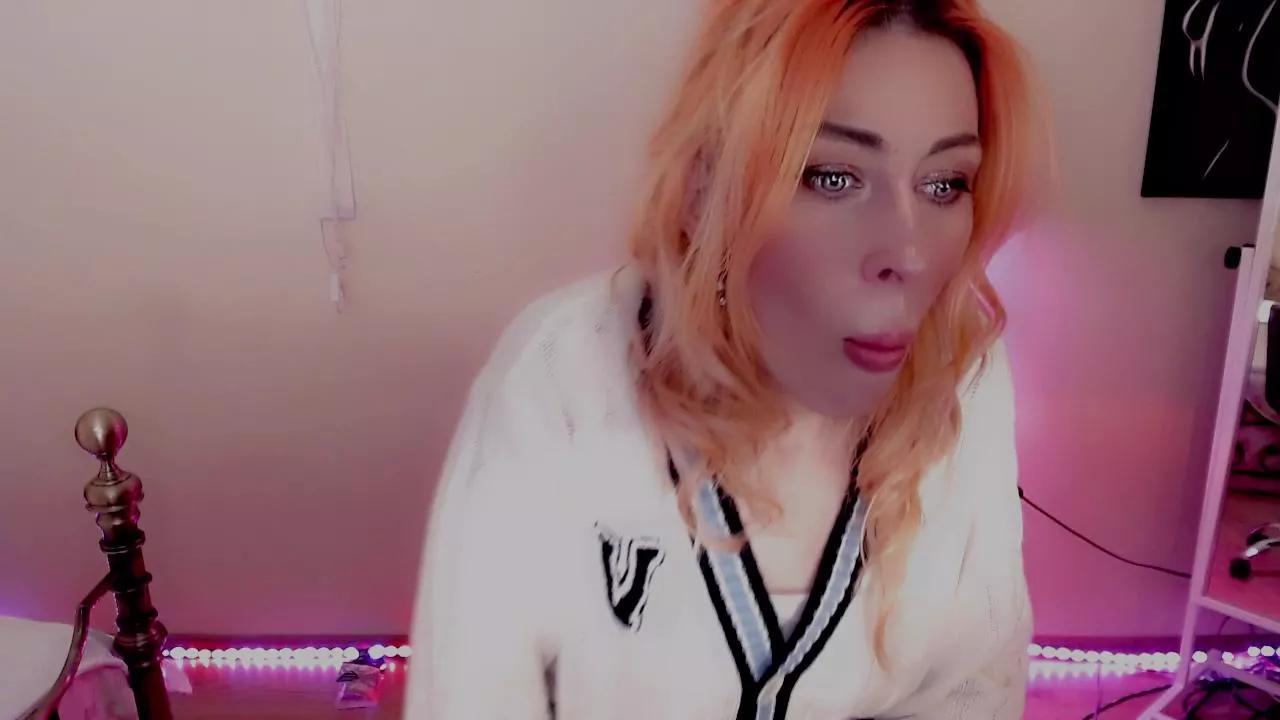 AnnieGOld on Cam4 