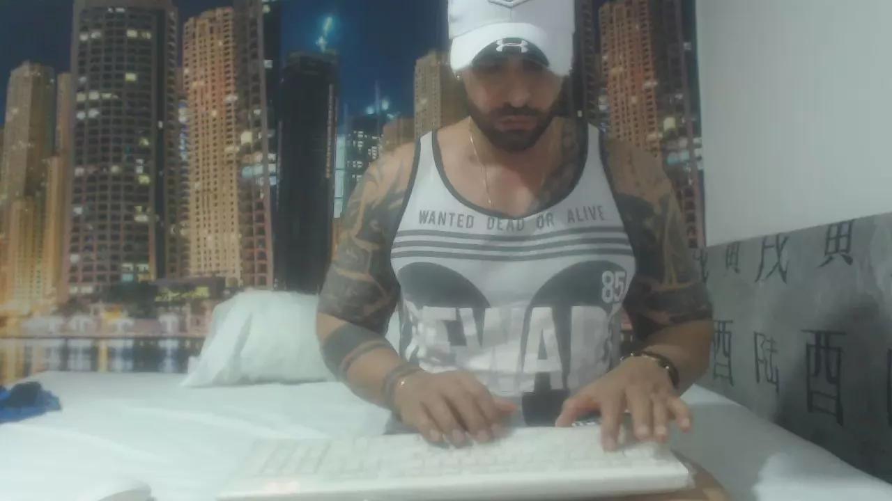 antua_ on Cam4 