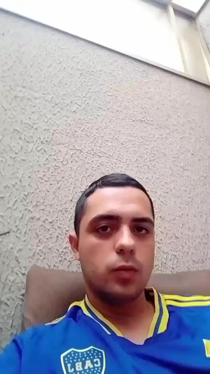 Artur520 on Cam4 