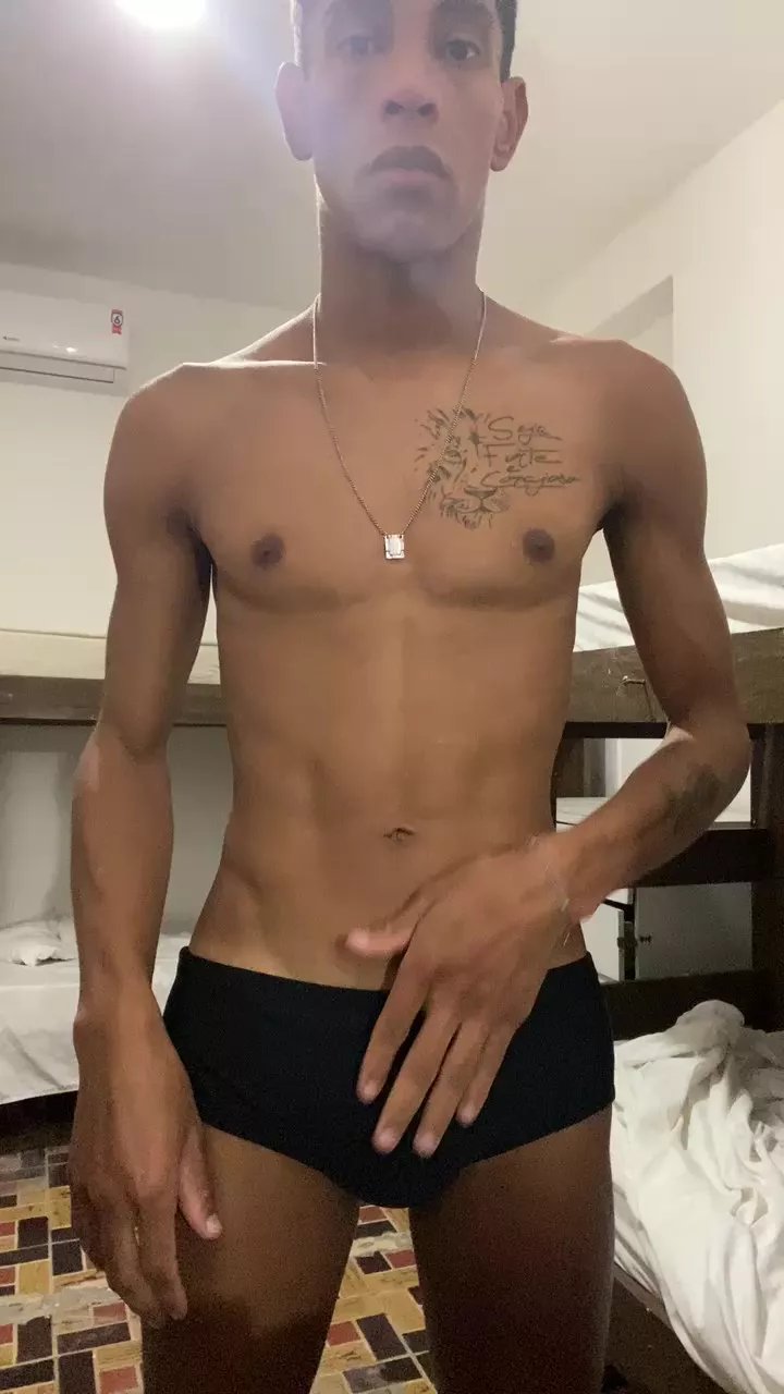 Offline austinbenarte on Cam4