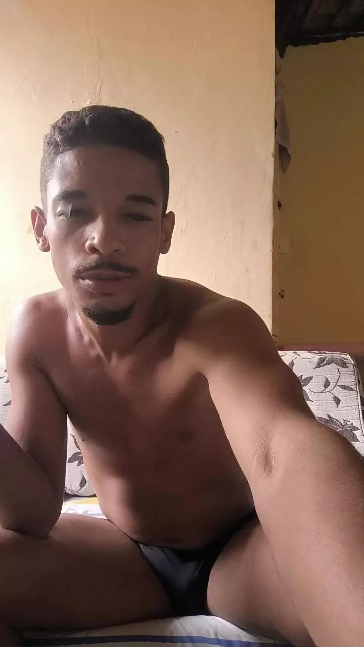 Avastmill on Cam4 