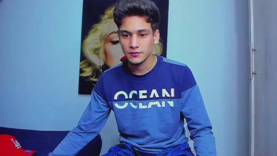 Axel_sex69 on Cam4 