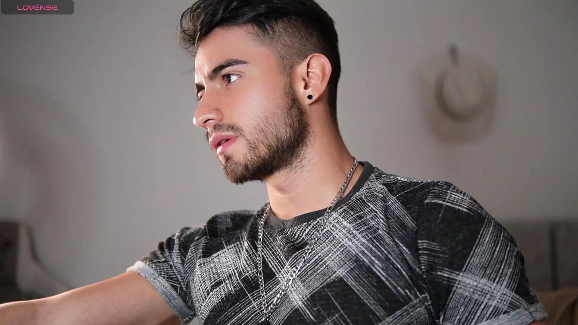 aydan_hw on Cam4 