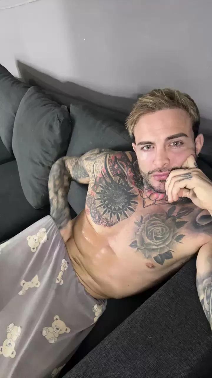 Babytatto on Cam4 