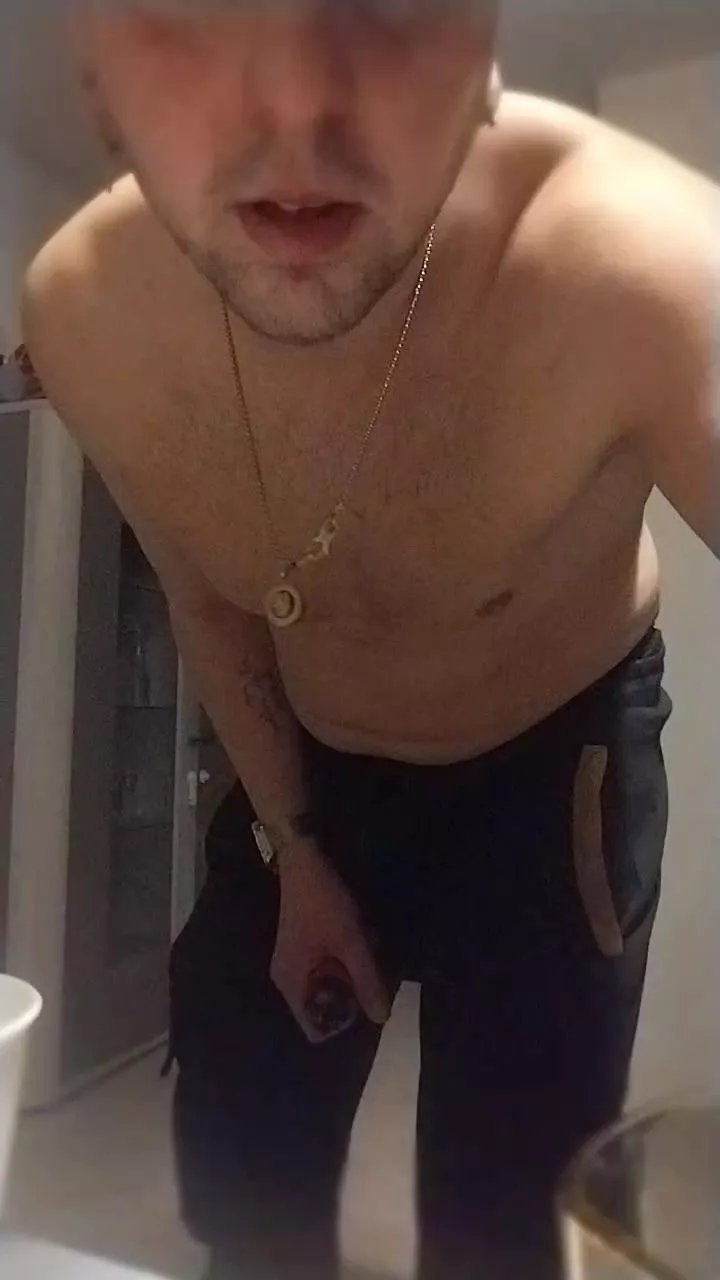 Offline Bambite38 on Cam4