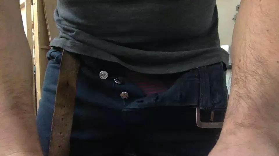 BiDilf40 on Cam4 