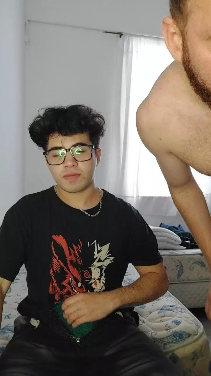BigDick21cmPezL on Cam4 