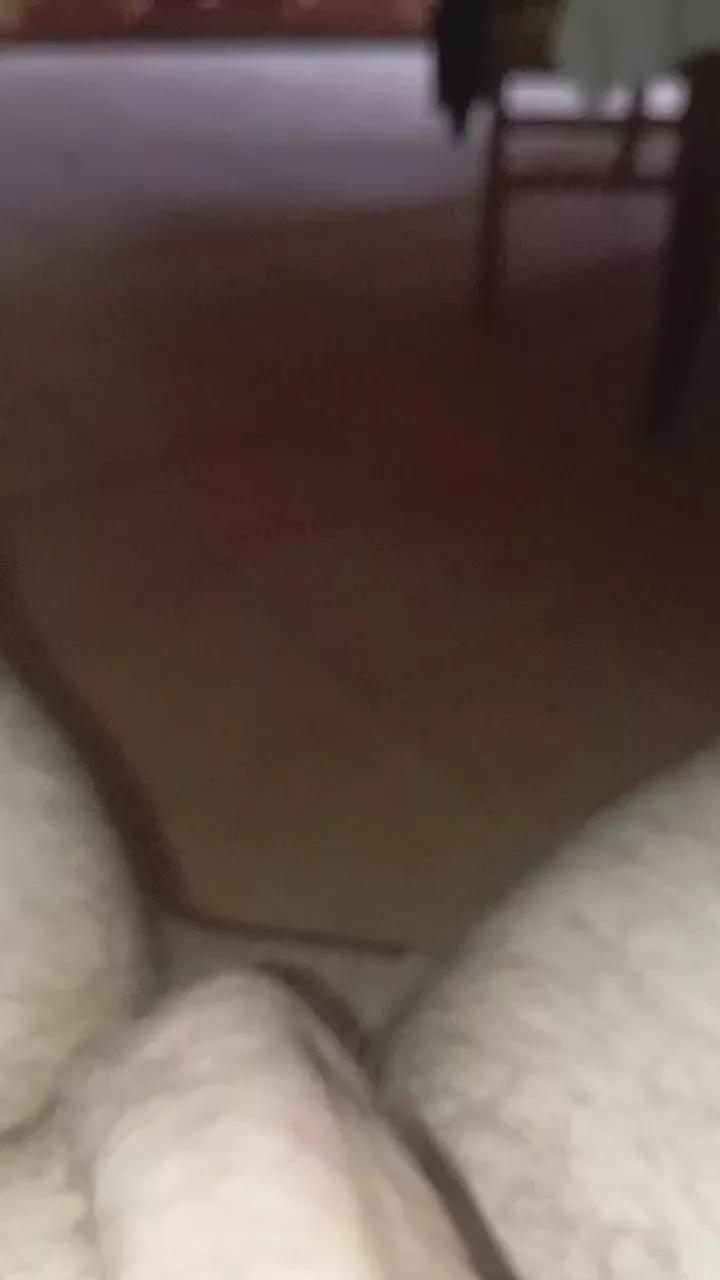 BiggestDick98 on Cam4 