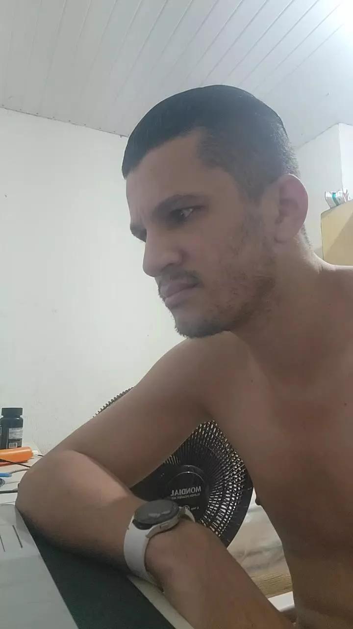 bigpaulomarcelo on Cam4 