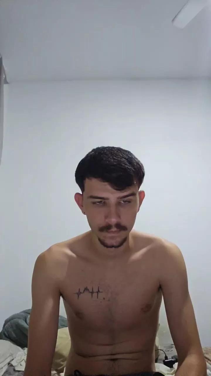 Branco_027 on Cam4 