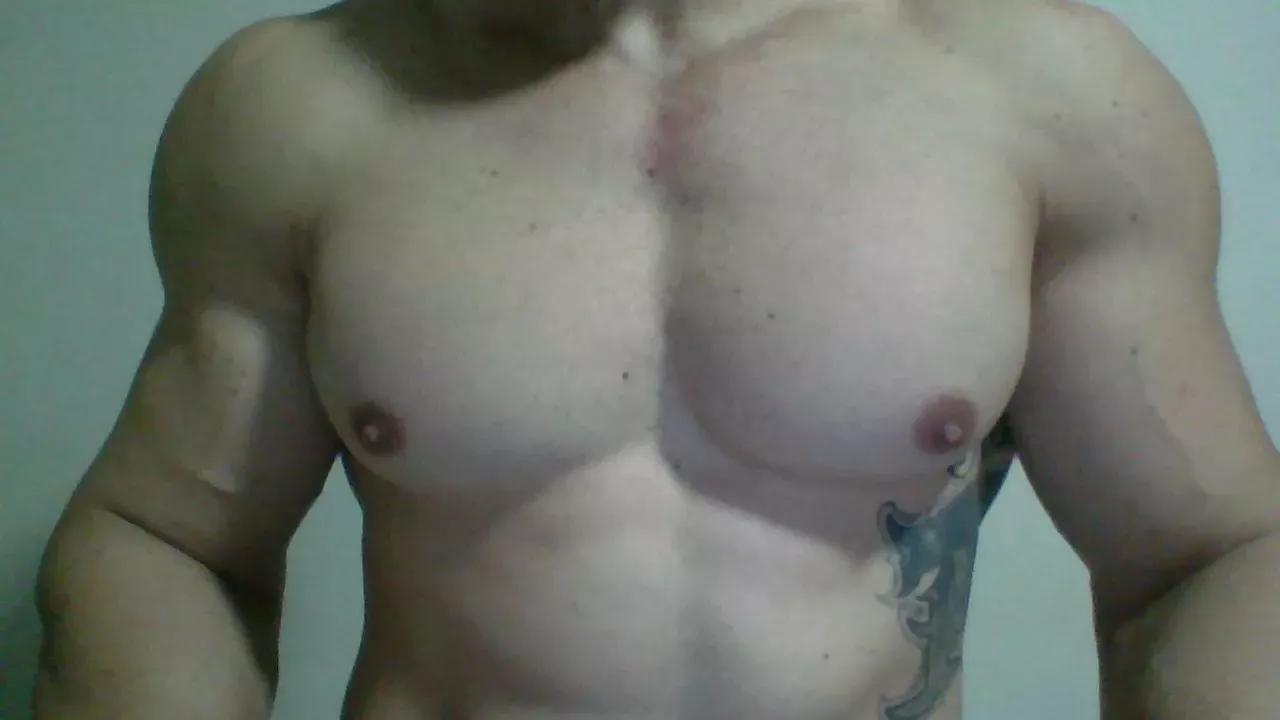 BranquinhoFit on Cam4 