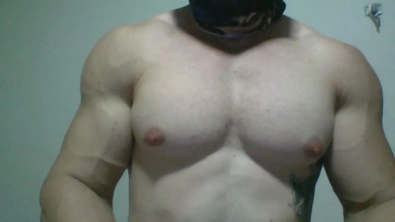 BranquinhoFit on Cam4 