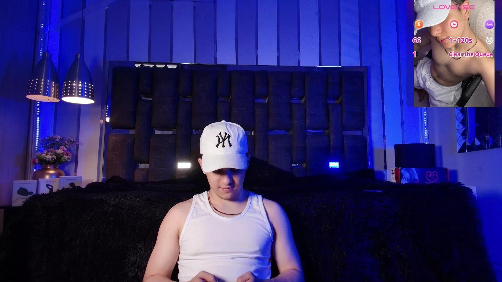 Brat__ on Cam4 