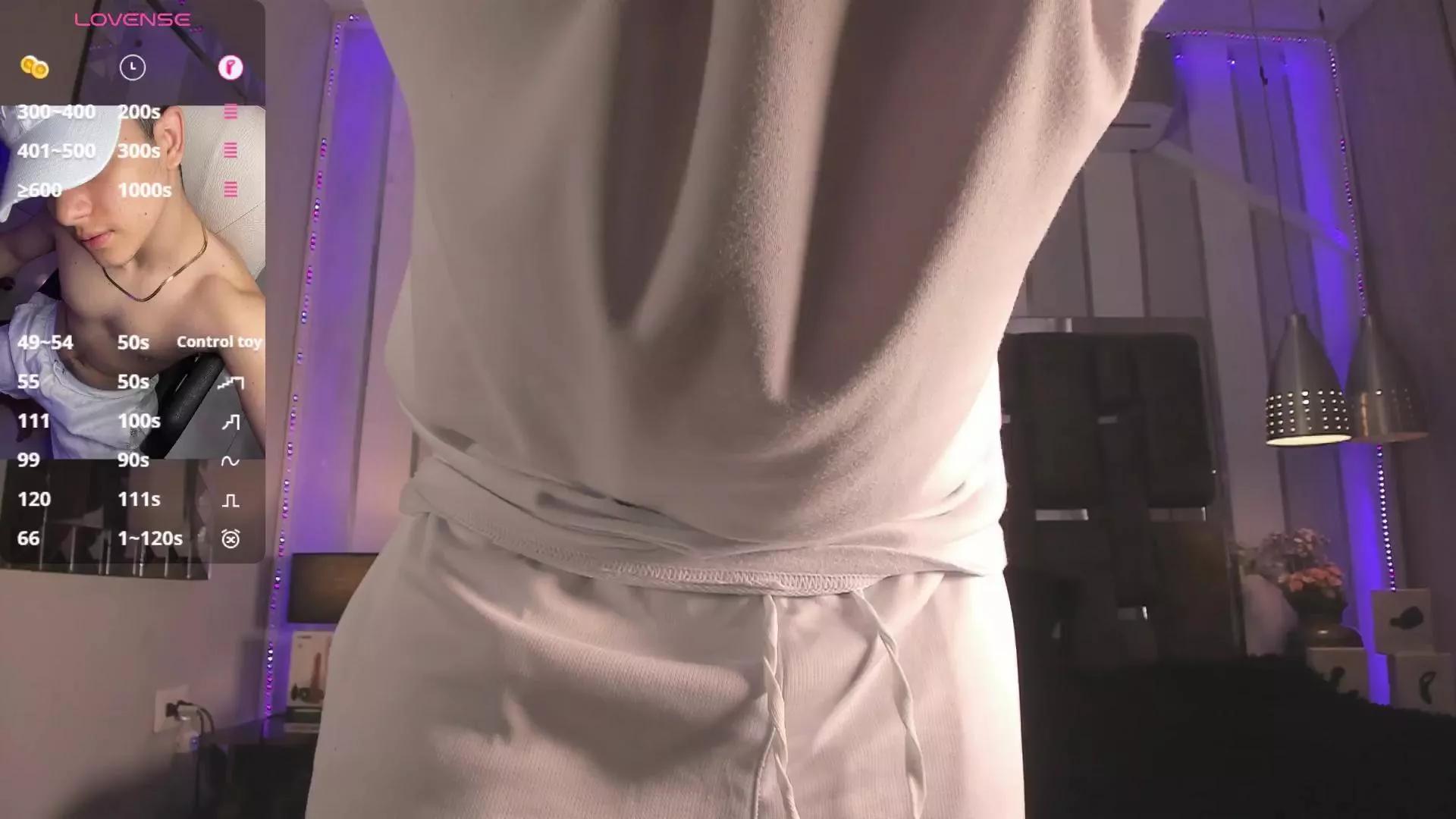 Brat__ on Cam4 