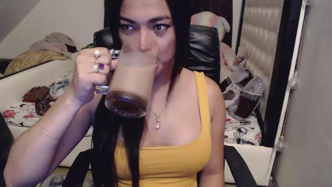 Briana_slut on Cam4 