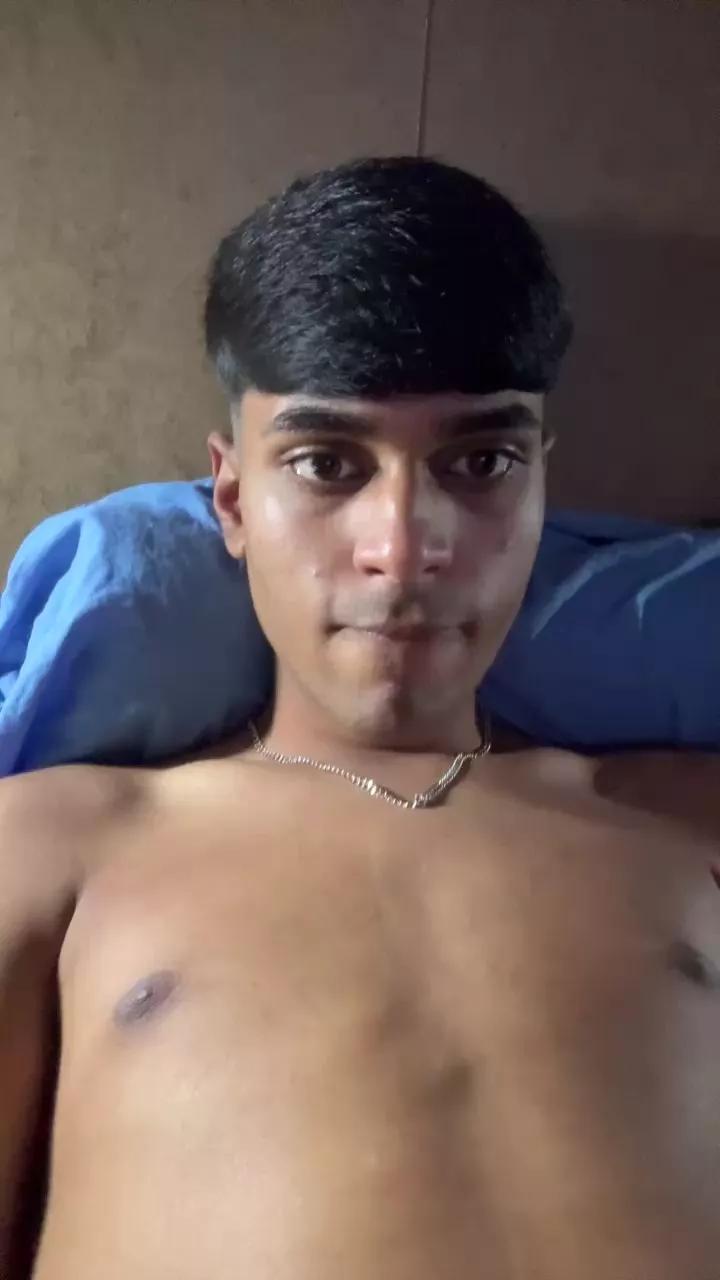 buddy204 on Cam4 