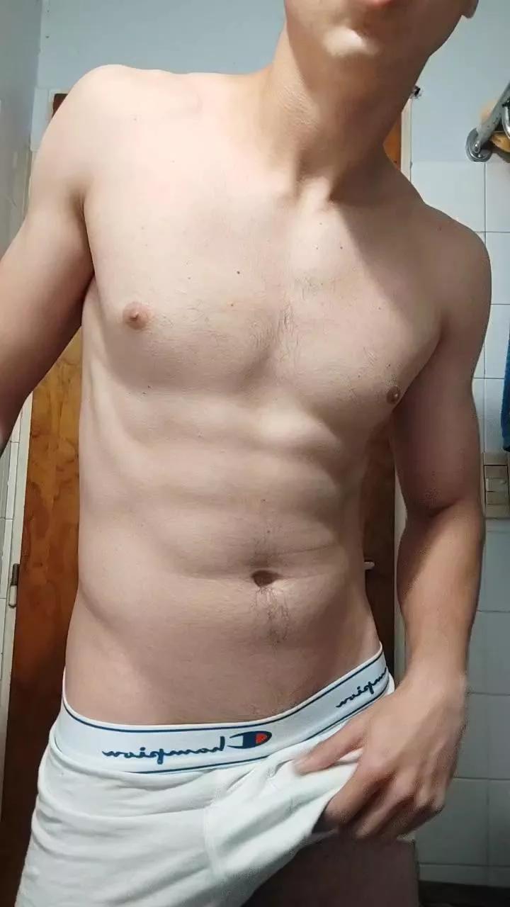 Cannabunker1 on Cam4 