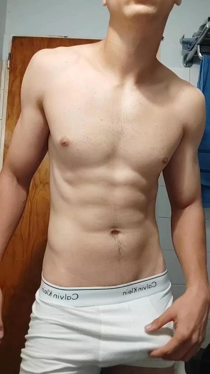 Cannabunker1 on Cam4 