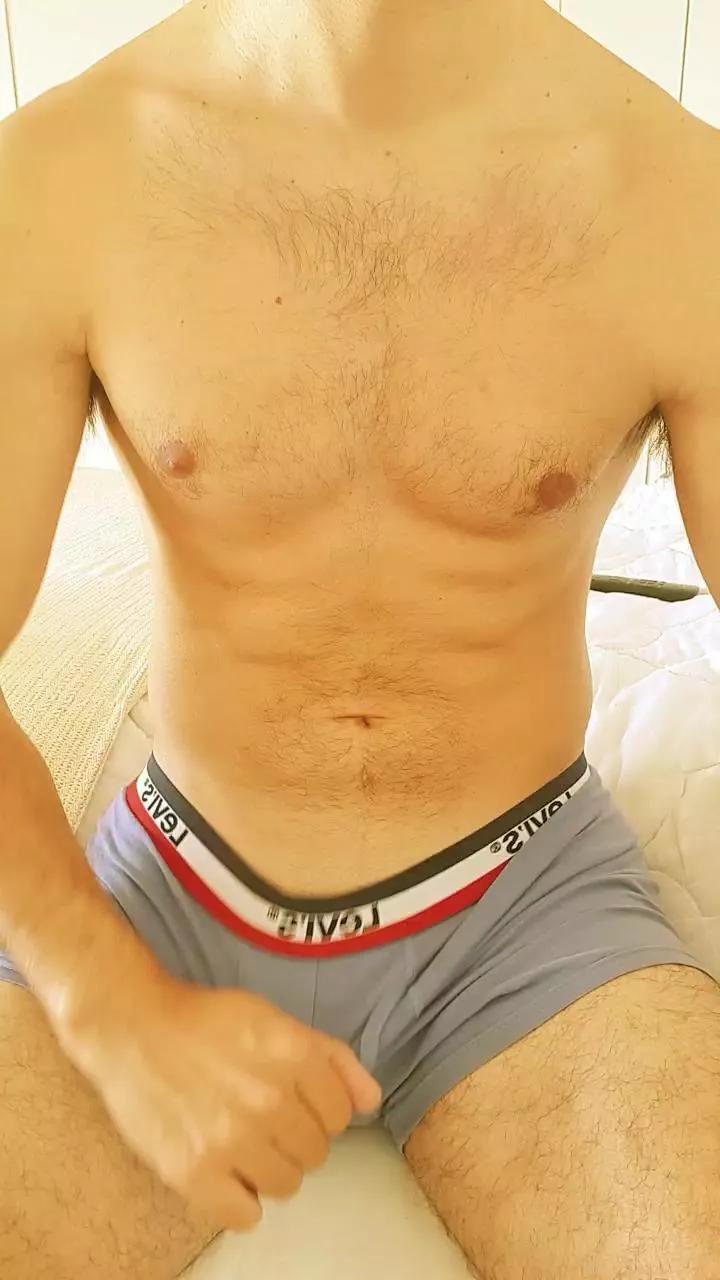 carlof2 on Cam4 