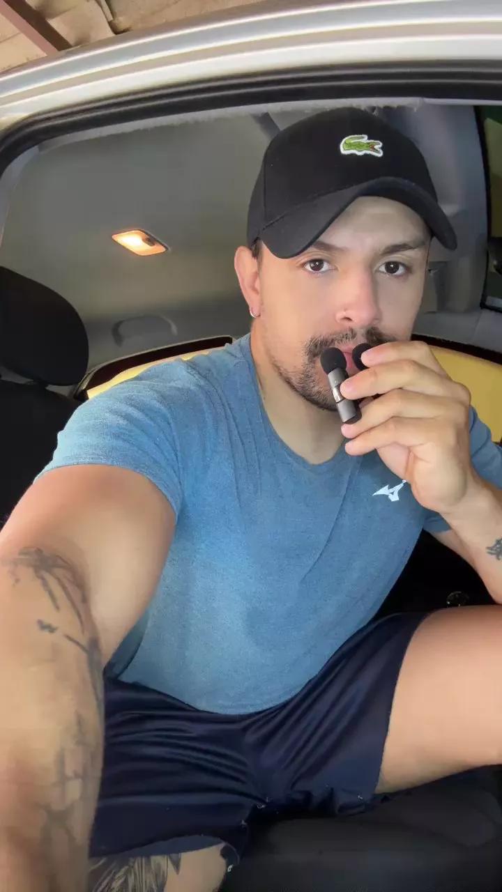 Carvalho23cm on Cam4 