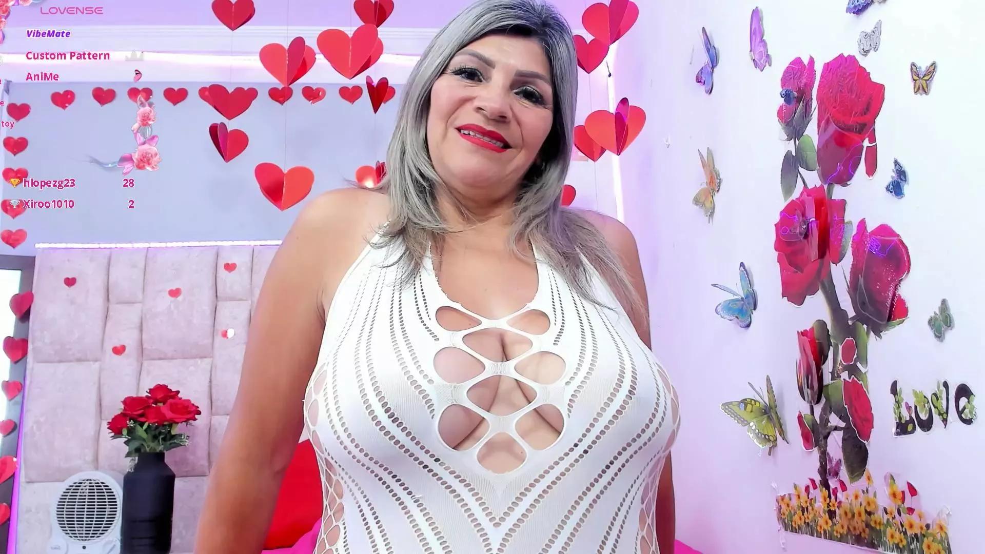 Celeste_Lincon on Cam4 